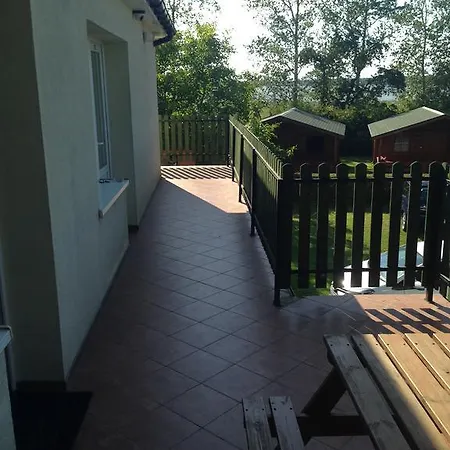 Goscinne Jaskolcze Gniazdo Homestay Dziwnowek