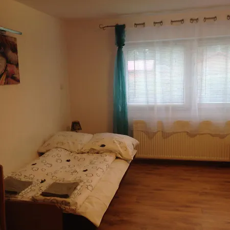 Rum i privatbostad Goscinne Jaskolcze Gniazdo