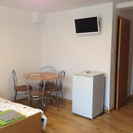 Goscinne Jaskolcze Gniazdo Homestay Dziwnowek