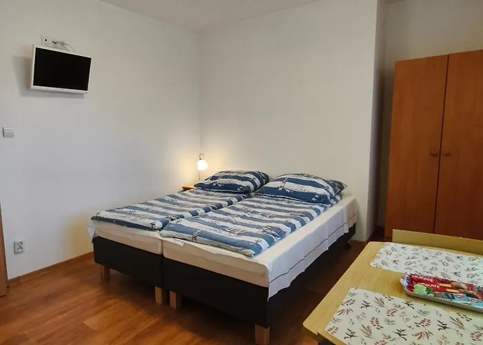 Goscinne Jaskolcze Gniazdo * Dziwnówek