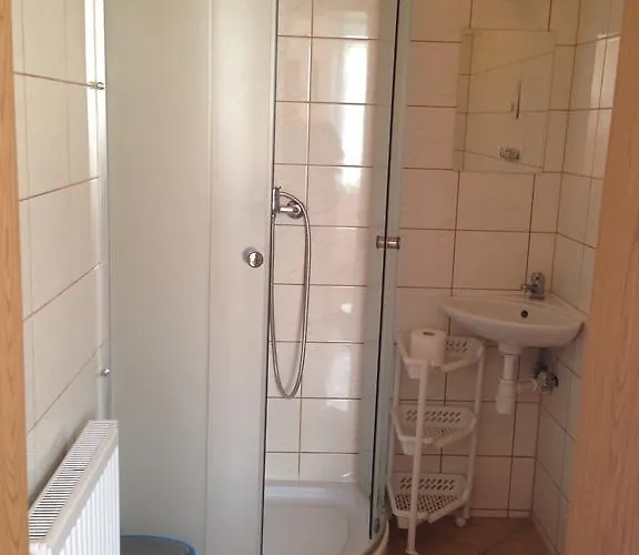 Goscinne Jaskolcze Gniazdo Homestay Dziwnowek