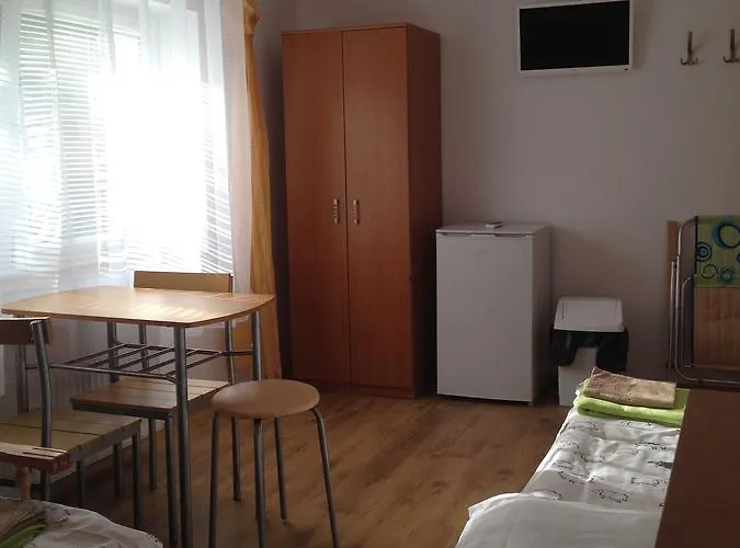 Goscinne Jaskolcze Gniazdo Homestay Dziwnowek